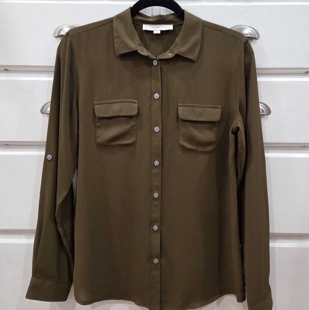 LOFT Olive Green Collared Button-Front Blouse